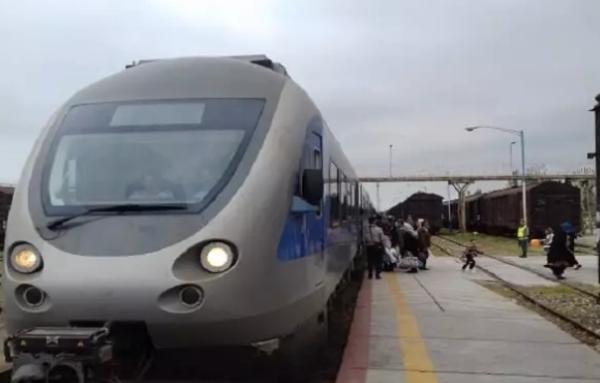 تذکر شرکت راه آهن به شرکت رجا در پی آتش سوزی قطار حومه ای گرمسار