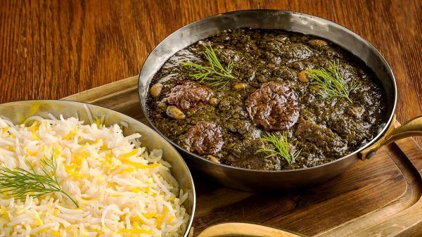 طرز تهیه خورشت قورمه سبزی با گوشت چرخ کرده به ساده ترین روش